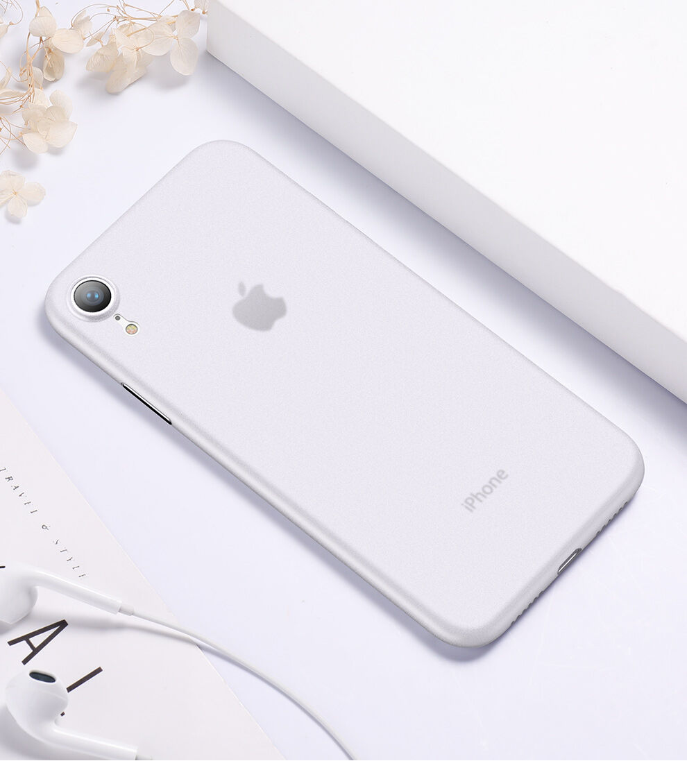 CAFELE ultratanka maskica za iPhone XR - crna