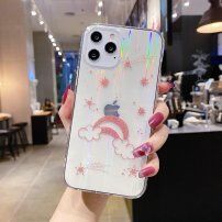 Meka maskica promjenjive boje s ružičastim zvijezdama i oblacima za iPhone 11 - Proziran