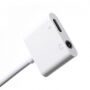 Adapter s Lightning i jack 3.5 konektorom za punjenje i istovremeno slušanje glazbe za iPhone - bijela