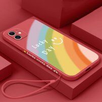 Silikonska maskica "Lucky Day" sa zakačkom za iPhone 11 Pro - crveni