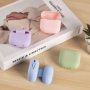 Zaštitna silikonska maska za AirPods 4 - crna