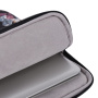Torba s uzorkom plavog cvijeća za iPad do 13" / MacBook do 14" - crna